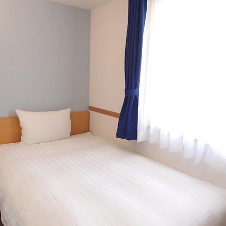Toyoko Inn Niigata Ekimae Exteriör bild