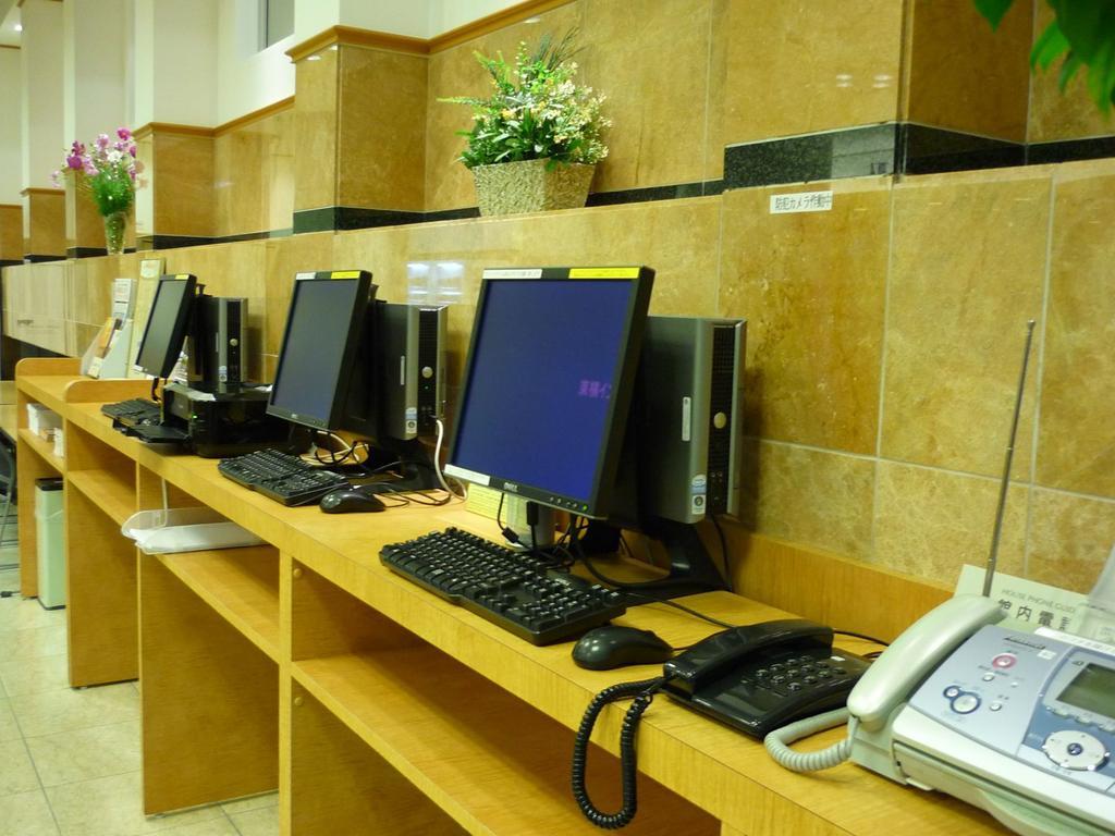 Toyoko Inn Niigata Ekimae Exteriör bild